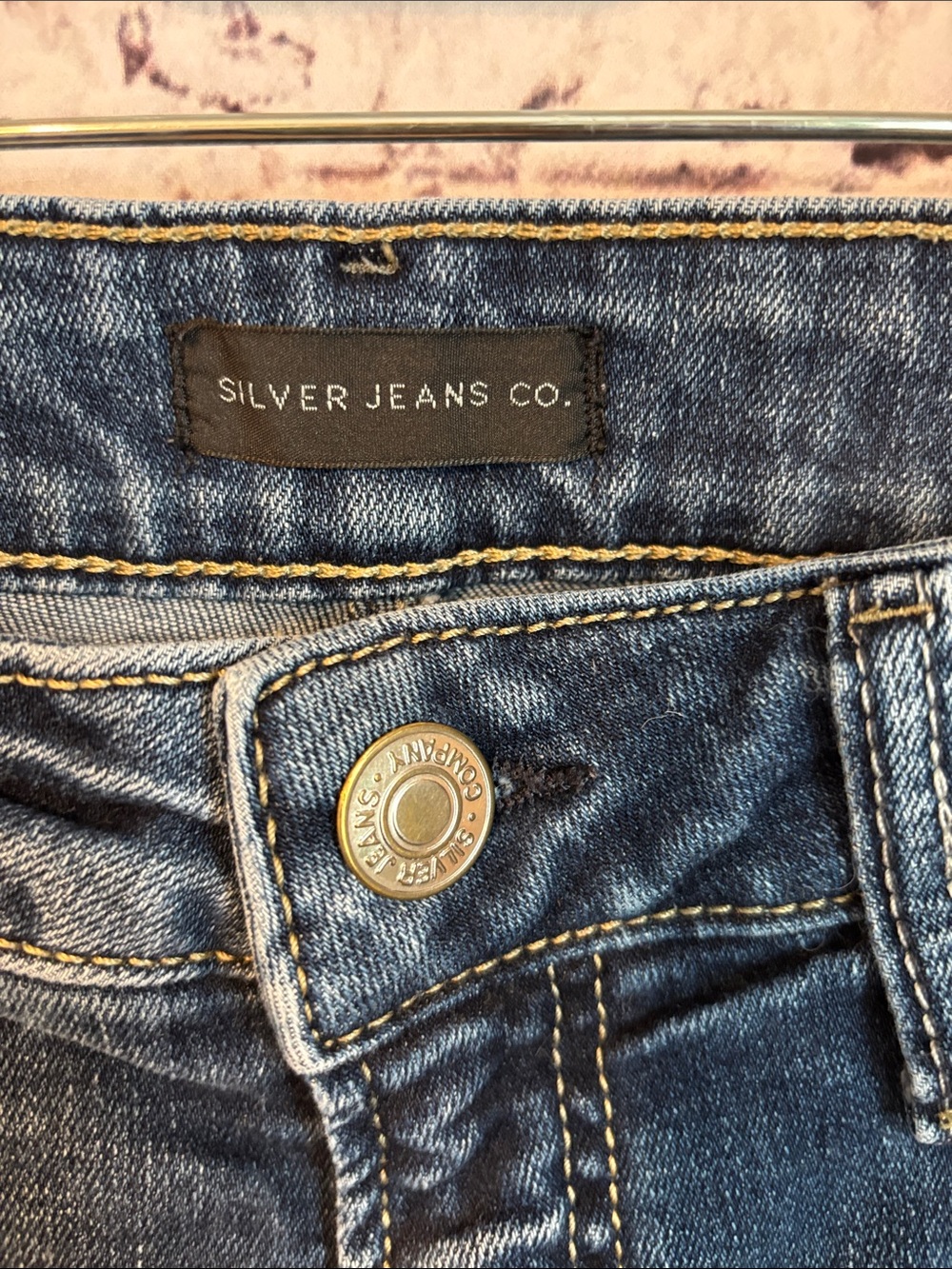 Silver Jeans Women's Boyfriend Blue Wash Denim - Picture 3 of 6